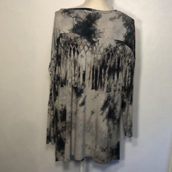 Entro Small Black Gray tie dye with Fringe along back oversized - Picture 5 of 8